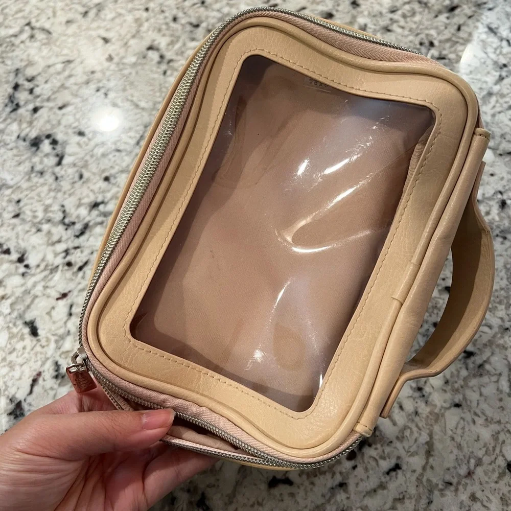 Beis The On the Go Essentials Case - Beige - Picture 6 of 9